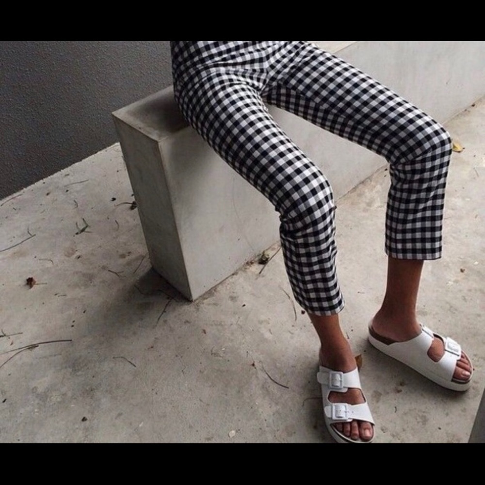 NWT SLIMMING PANEL black white checkered Capris 8